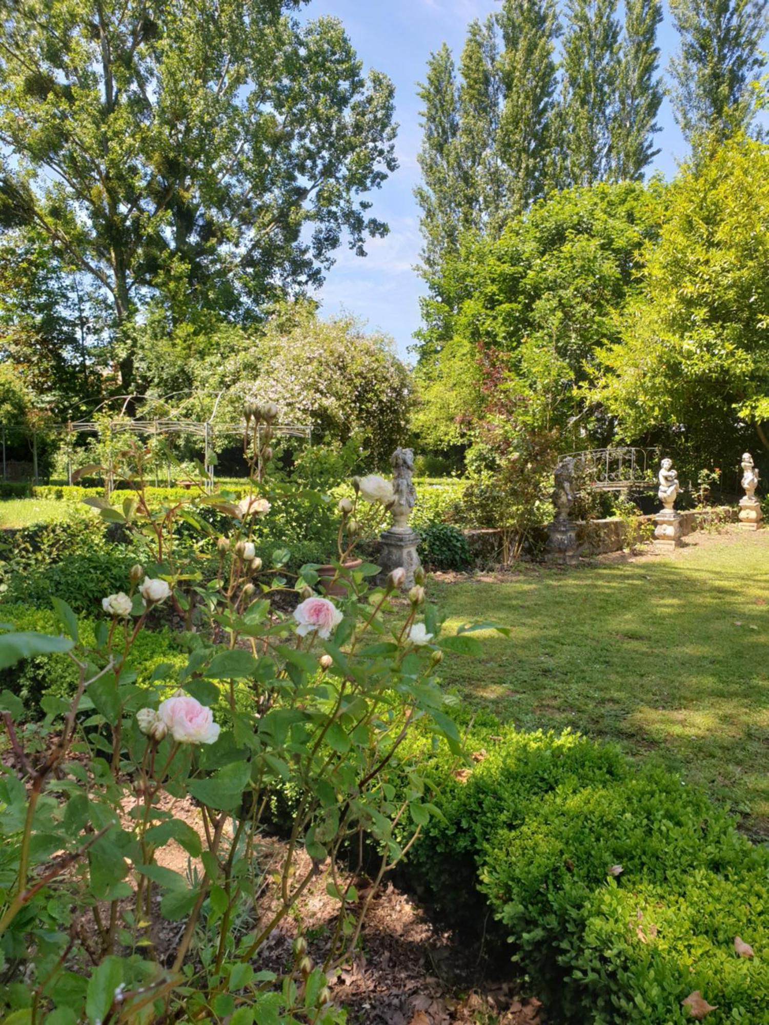 La Villa Des Arts Savigne-l'Eveque Eksteriør billede